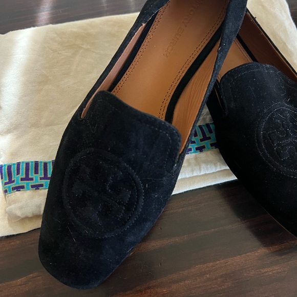 NEW W/out tags-Tory Burch black silk-suede "Leigh" elastic back flat loafers - Picture 4 of 7